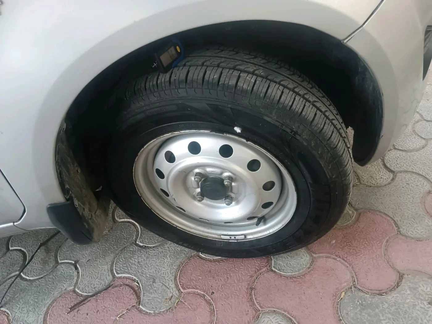 2013 Maruti Ritz LXI, Petrol, Manual, 33,013 km, tyre