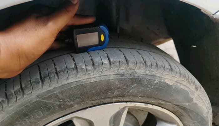 2019 Hyundai Verna 1.6 VTVT SX, CNG, Manual, 1,00,329 km, tyre