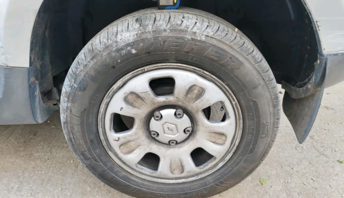 2014 Renault Duster 85 PS RXL DIESEL, Diesel, Manual, 1,17,069 km, tyre