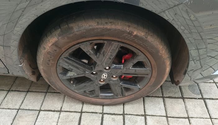 2023 Hyundai Verna  SX 1.5 Turbo DCT , Petrol, Automatic, 47,363 km, tyre