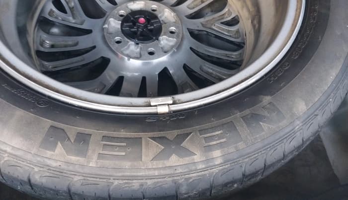 2021 Hyundai Tucson GLS 2WD AT PETROL, Petrol, Automatic, 52,447 km, tyre