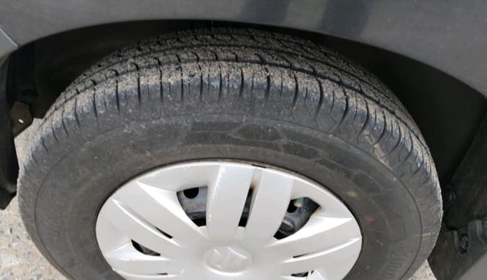 2020 Maruti Alto VXI, Petrol, Manual, 67,216 km, tyre