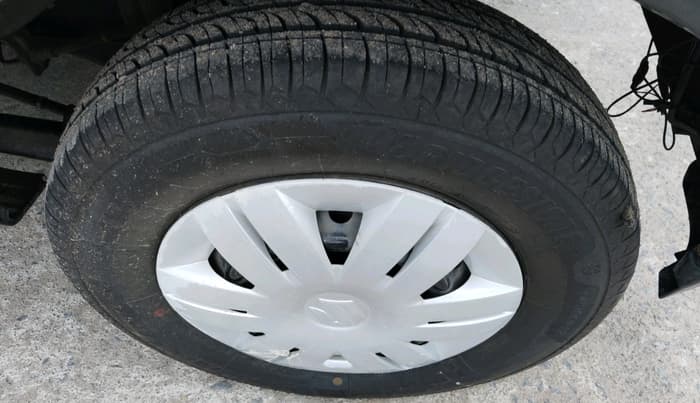2020 Maruti Alto VXI, Petrol, Manual, 67,216 km, tyre