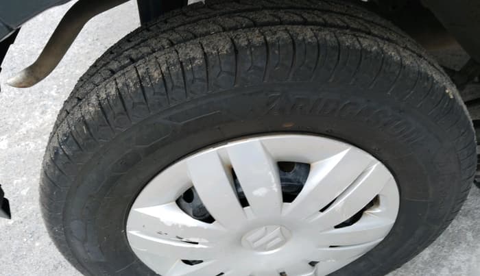 2020 Maruti Alto VXI, Petrol, Manual, 67,216 km, tyre