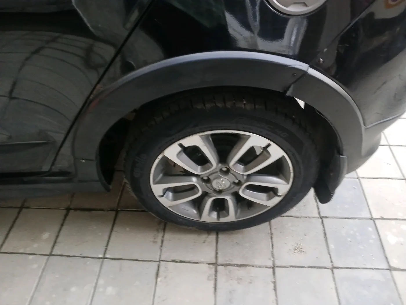 2017 Hyundai i20 Active 1.2 S, Petrol, Manual, 1,84,548 km, tyre