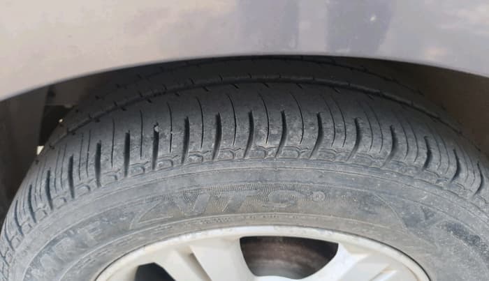 2011 Hyundai i20 SPORTZ 1.2, Petrol, Manual, 64,176 km, tyre