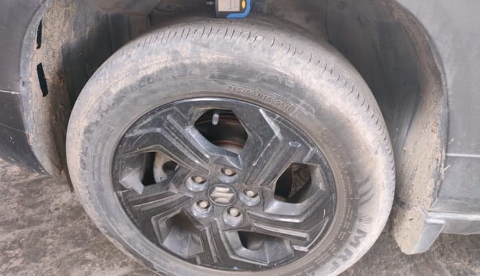 2022 Maruti BREZZA ZXI SMART HYBRID , Petrol, Manual, 56,751 km, tyre