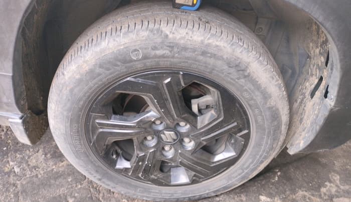 2022 Maruti BREZZA ZXI SMART HYBRID , Petrol, Manual, 56,751 km, tyre