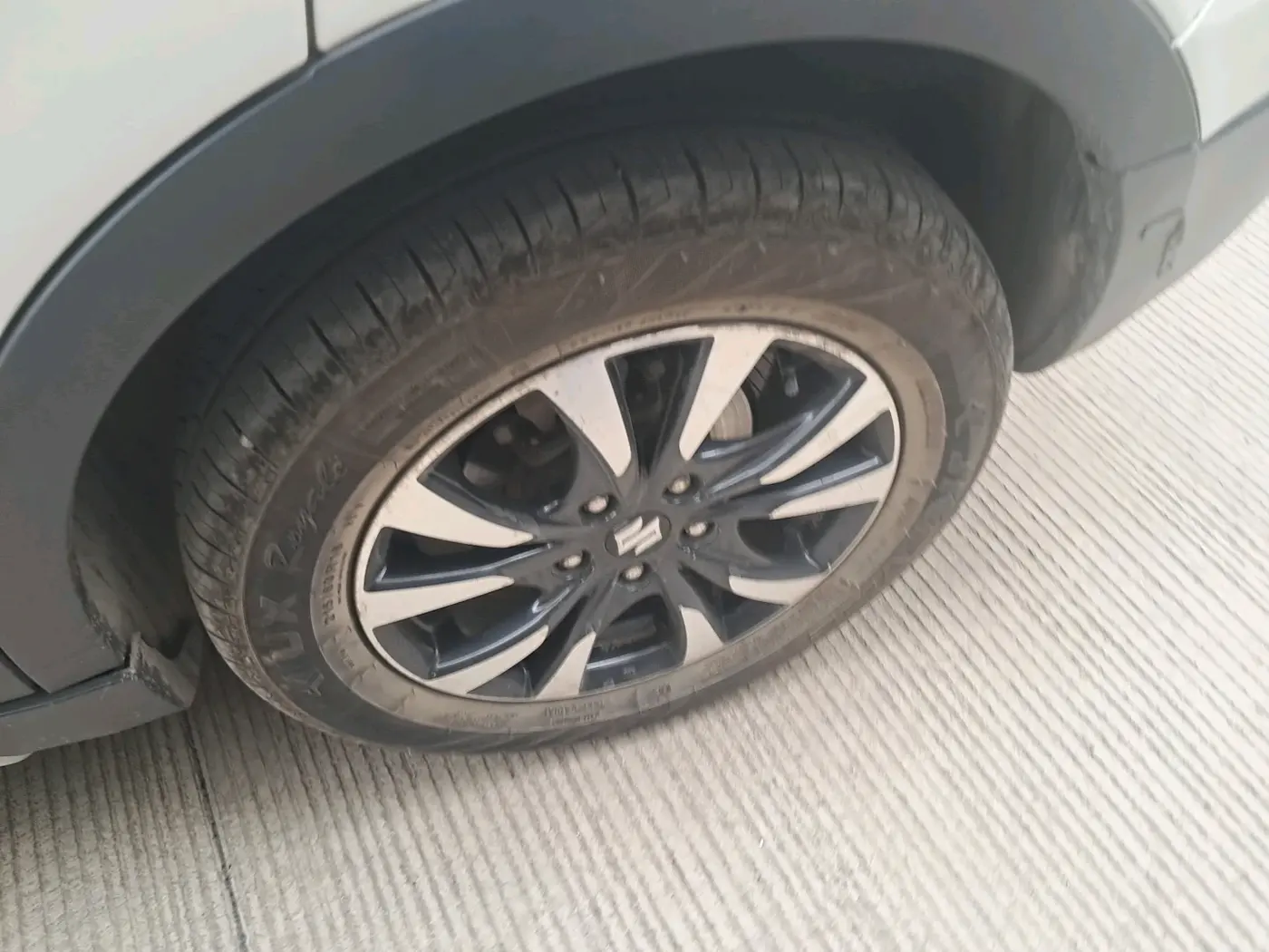 2022 Maruti S Cross ZETA 1.5, Petrol, Manual, 1,35,278 km, tyre