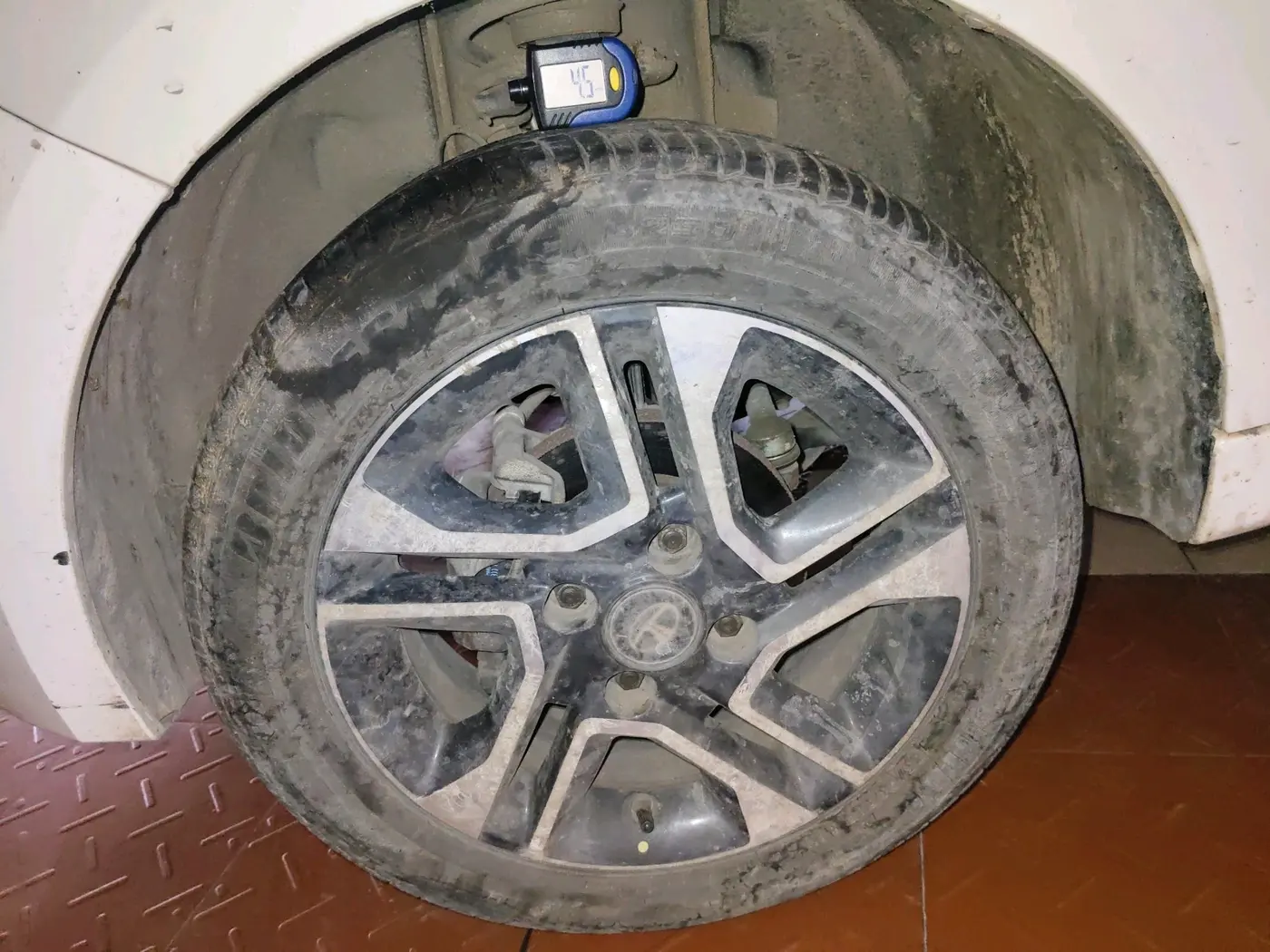 2019 Tata Tiago XZ PLUS PETROL, Petrol, Manual, 23,122 km, tyre