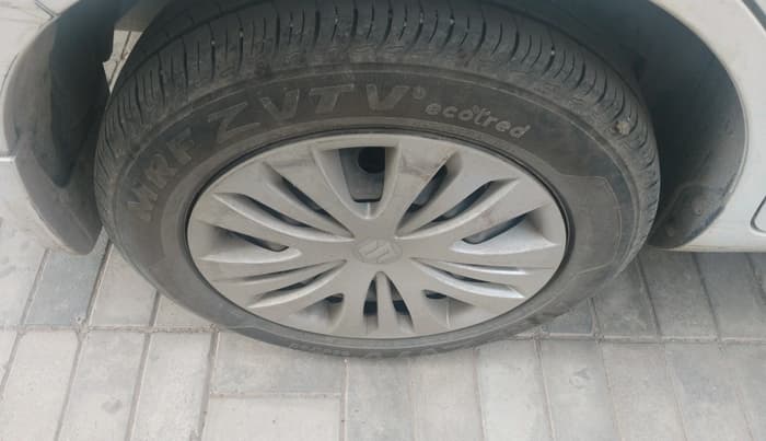2014 Maruti Ertiga VXI CNG, CNG, Manual, 82,190 km, tyre
