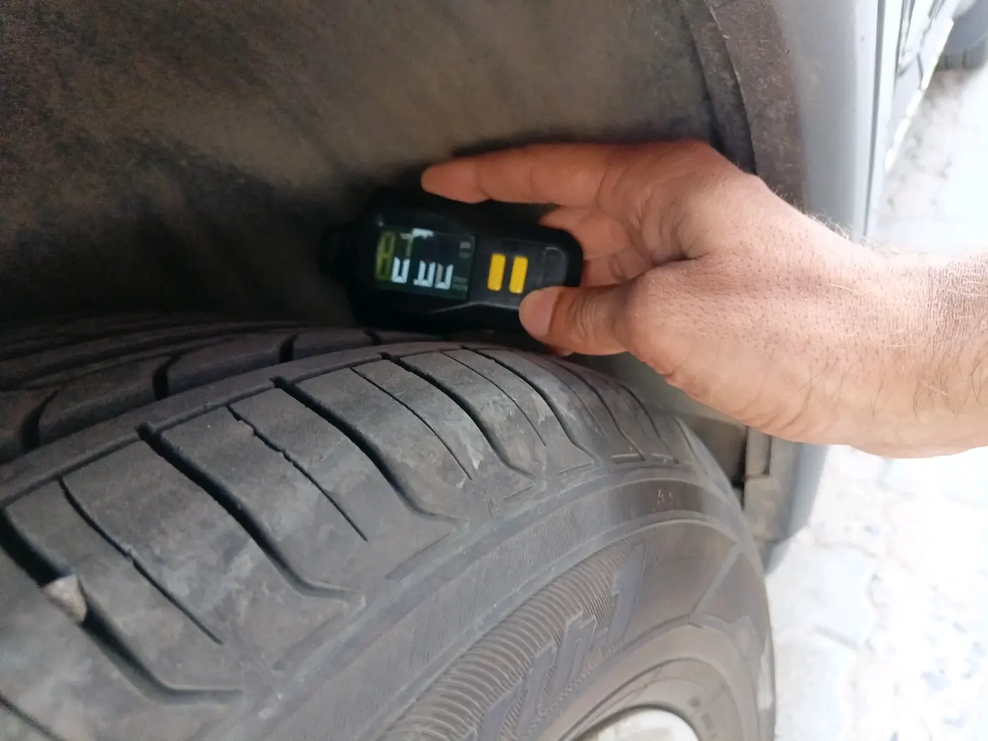 2018 Jeep Compass LIMITED 1.4 PETROL AT, Petrol, Automatic, 1,13,100 km, tyre