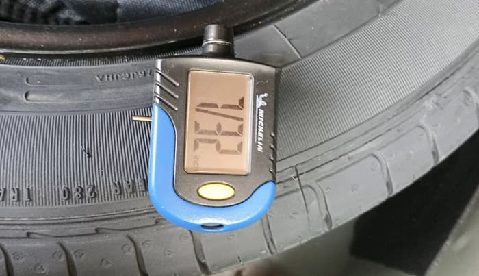 2022 Tata NEXON XE PETROL, Petrol, Manual, 40,313 km, tyre