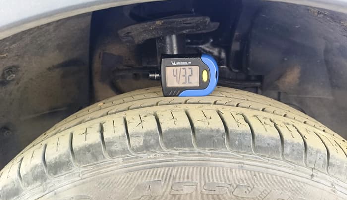 2022 Tata NEXON XE PETROL, Petrol, Manual, 40,313 km, tyre