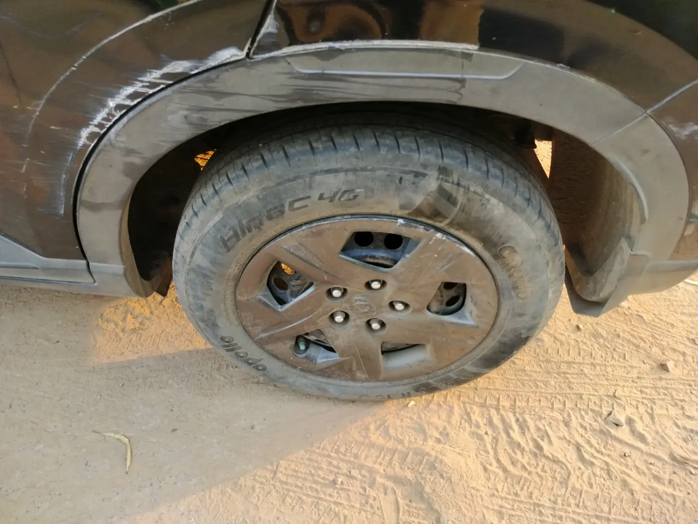 2023 Hyundai VENUE SX 1.2 PETROL, Petrol, Manual, 34,756 km, tyre