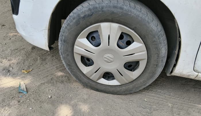 2013 Maruti Wagon R 1.0 VXI, Petrol, Manual, 51,748 km, tyre