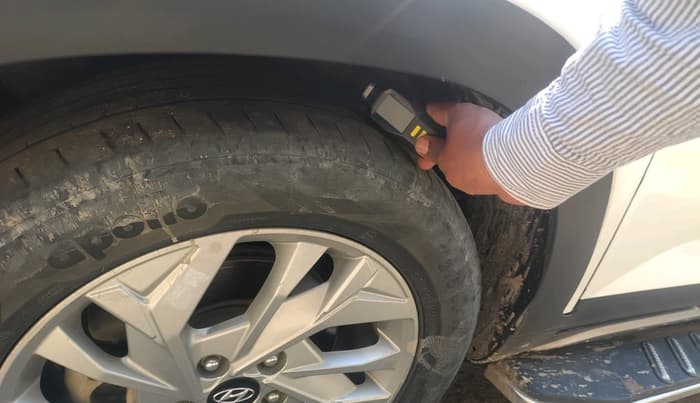 2022 Hyundai Creta SX 1.5 PETROL, Petrol, Manual, 39,492 km, tyre