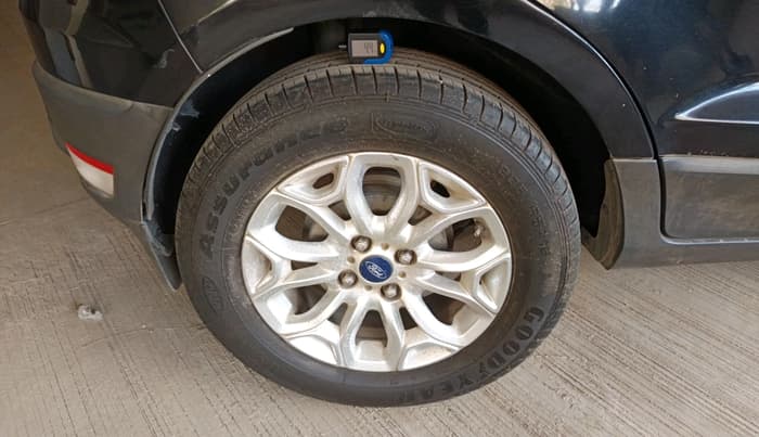2015 Ford Ecosport TITANIUM 1.5L PETROL AT, Petrol, Automatic, 87,610 km, tyre