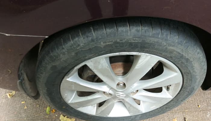 2011 Hyundai Verna FLUIDIC 1.6 VTVT SX OPT, Petrol, Manual, 1,11,727 km, tyre