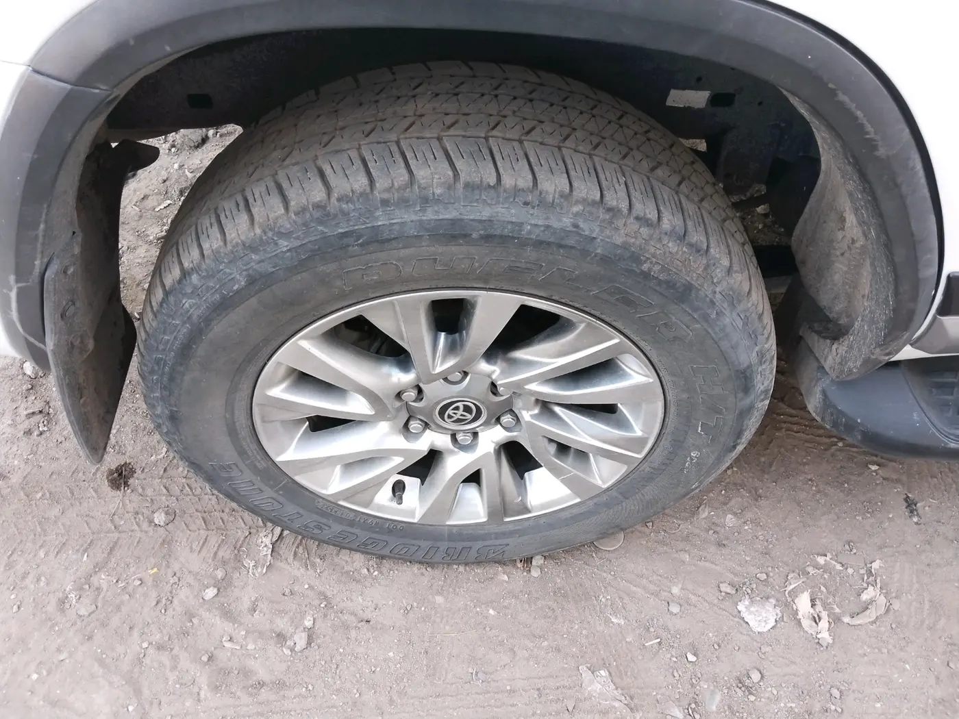 2022 Toyota Fortuner 4X4 AT 2.8 DIESEL, Diesel, Automatic, 51,749 km, tyre
