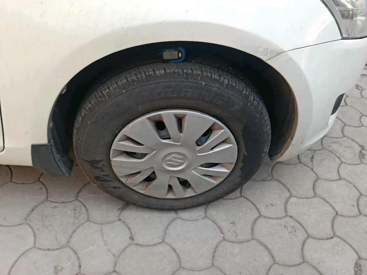 2013 Maruti Swift VXI, Petrol, Manual, 41,942 km, tyre