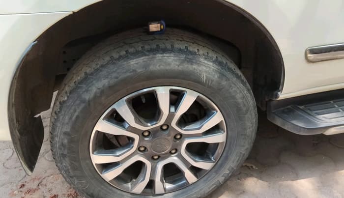 2021 Ford Endeavour TITANIUM PLUS 2.0 4X2 AT SUNROOF, Diesel, Automatic, 64,872 km, tyre