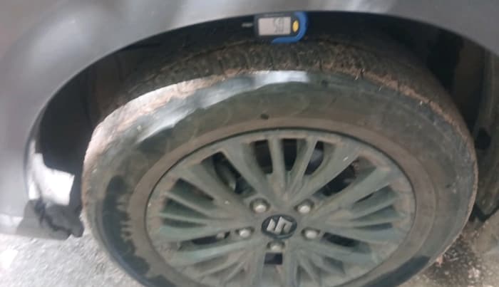 2020 Maruti XL6 ZETA AT, Petrol, Automatic, 1,75,071 km, tyre