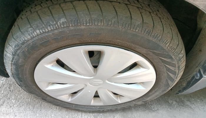 2018 Maruti Ertiga VXI AT, Petrol, Automatic, 21,758 km, tyre