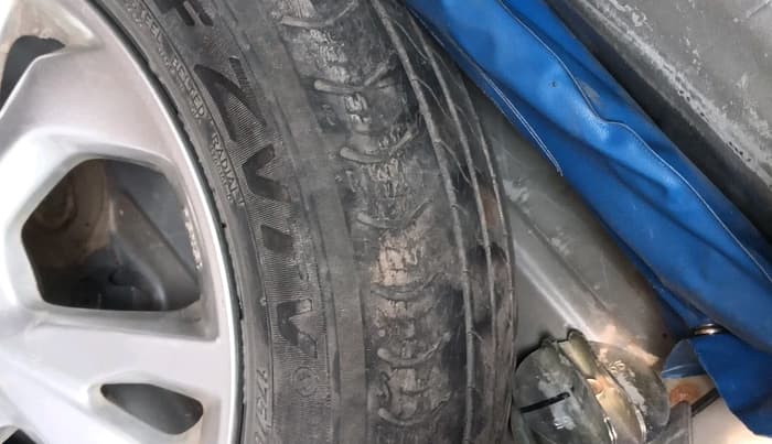 2019 Honda Amaze 1.2L I-VTEC V, Petrol, Manual, 46,412 km, tyre