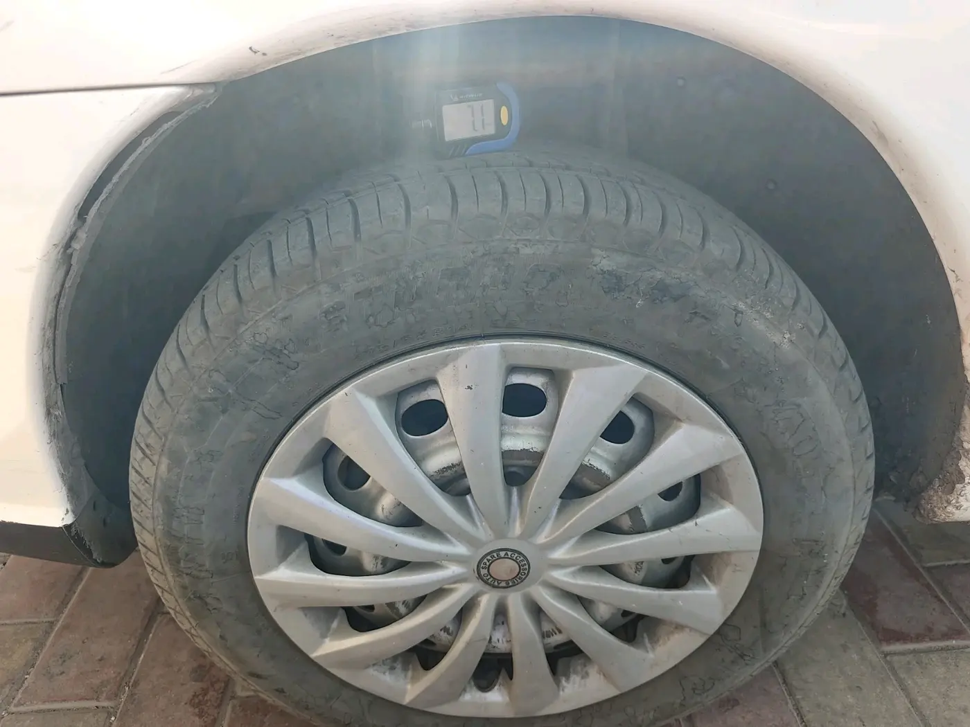 2014 Tata Indigo ECS LX CR4, Diesel, Manual, 1,33,675 km, tyre