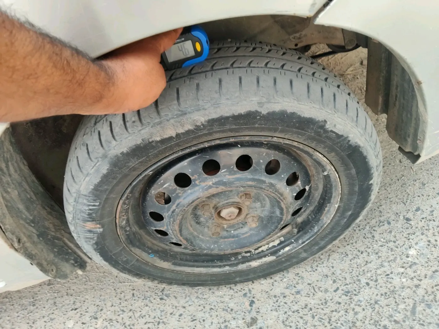 2014 Maruti Wagon R 1.0 VXI, Petrol, Manual, 1,50,000 km, tyre