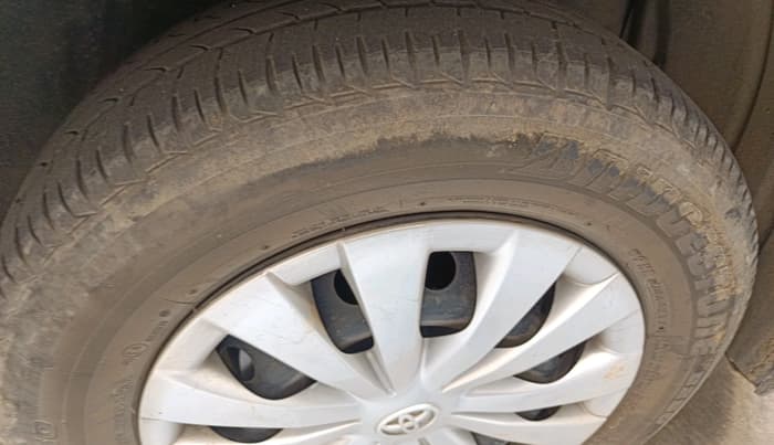 2018 Toyota Etios GX PLATINUM, Petrol, Manual, 37,163 km, tyre