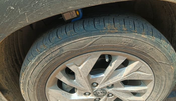 2022 Hyundai Creta SX 1.5 DIESEL, Diesel, Manual, 1,44,640 km, tyre