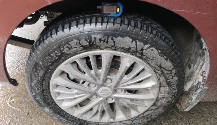 2021 Maruti Ertiga VXI AT SHVS, Petrol, Automatic, 79,562 km, tyre