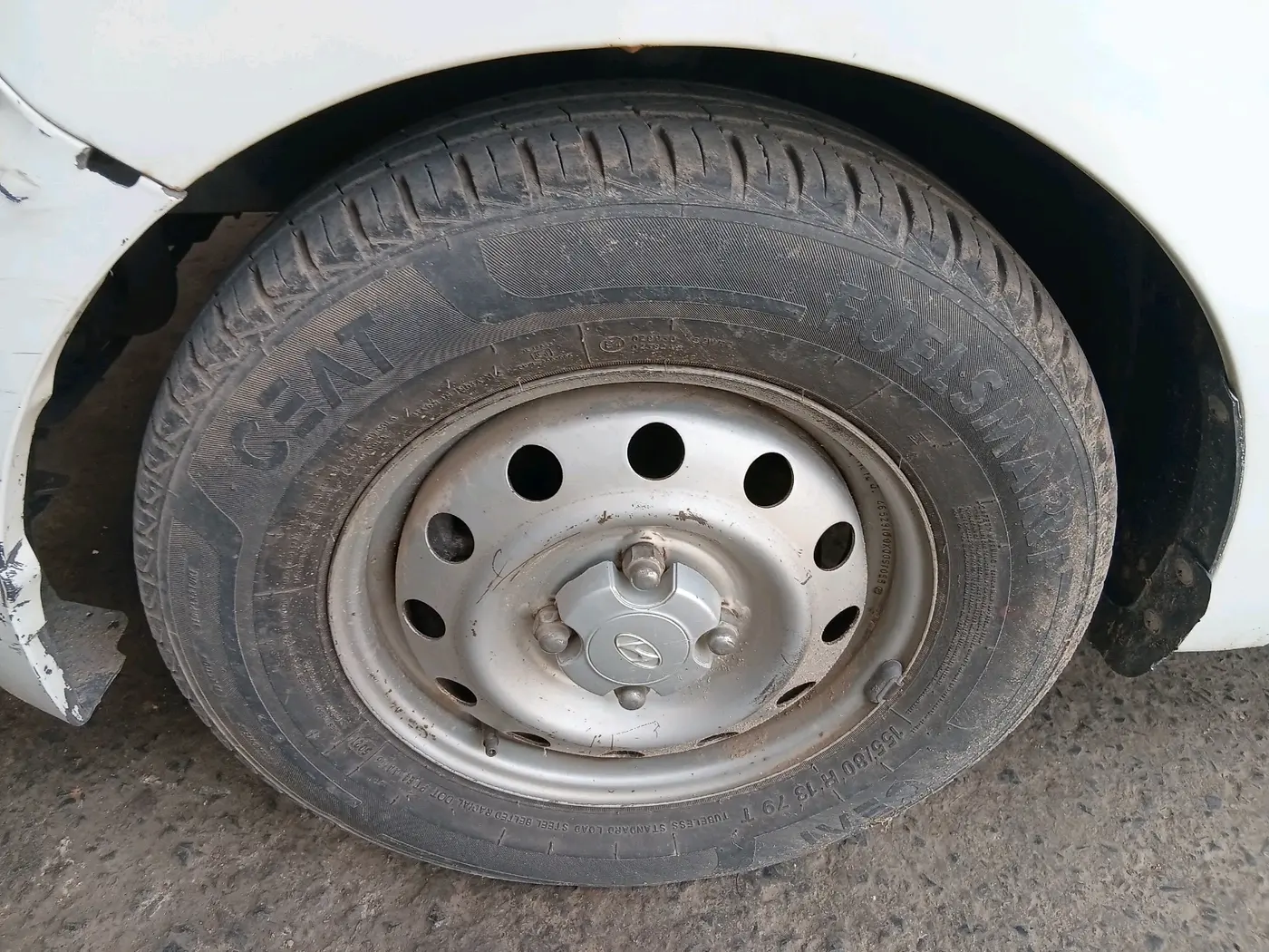 2012 Hyundai i10 ERA 1.1, Petrol, Manual, 80,222 km, tyre