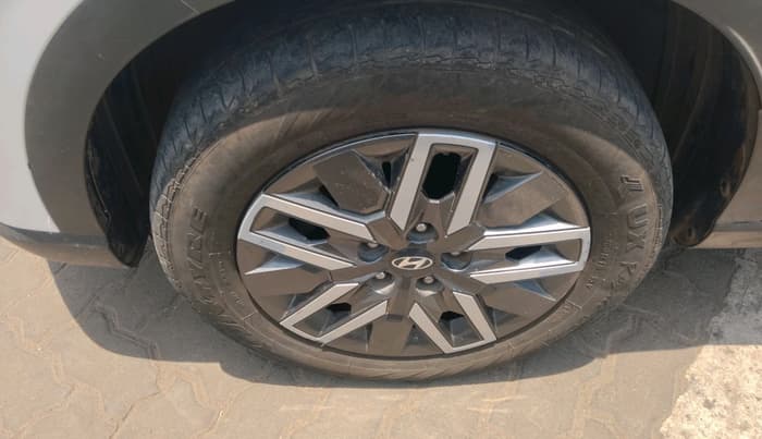 2022 Hyundai VENUE S PLUS 1.5 CRDI, Diesel, Manual, 1,49,284 km, tyre