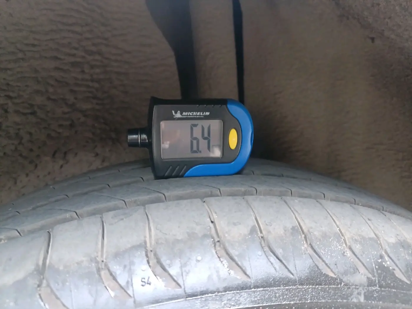 2019 Ford Ecosport TITANIUM + 1.5L PETROL AT, Petrol, Automatic, 17,407 km, tyre