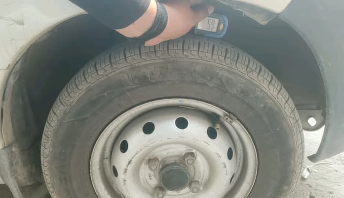 2012 Maruti Alto LX, Petrol, Manual, 32,435 km, tyre