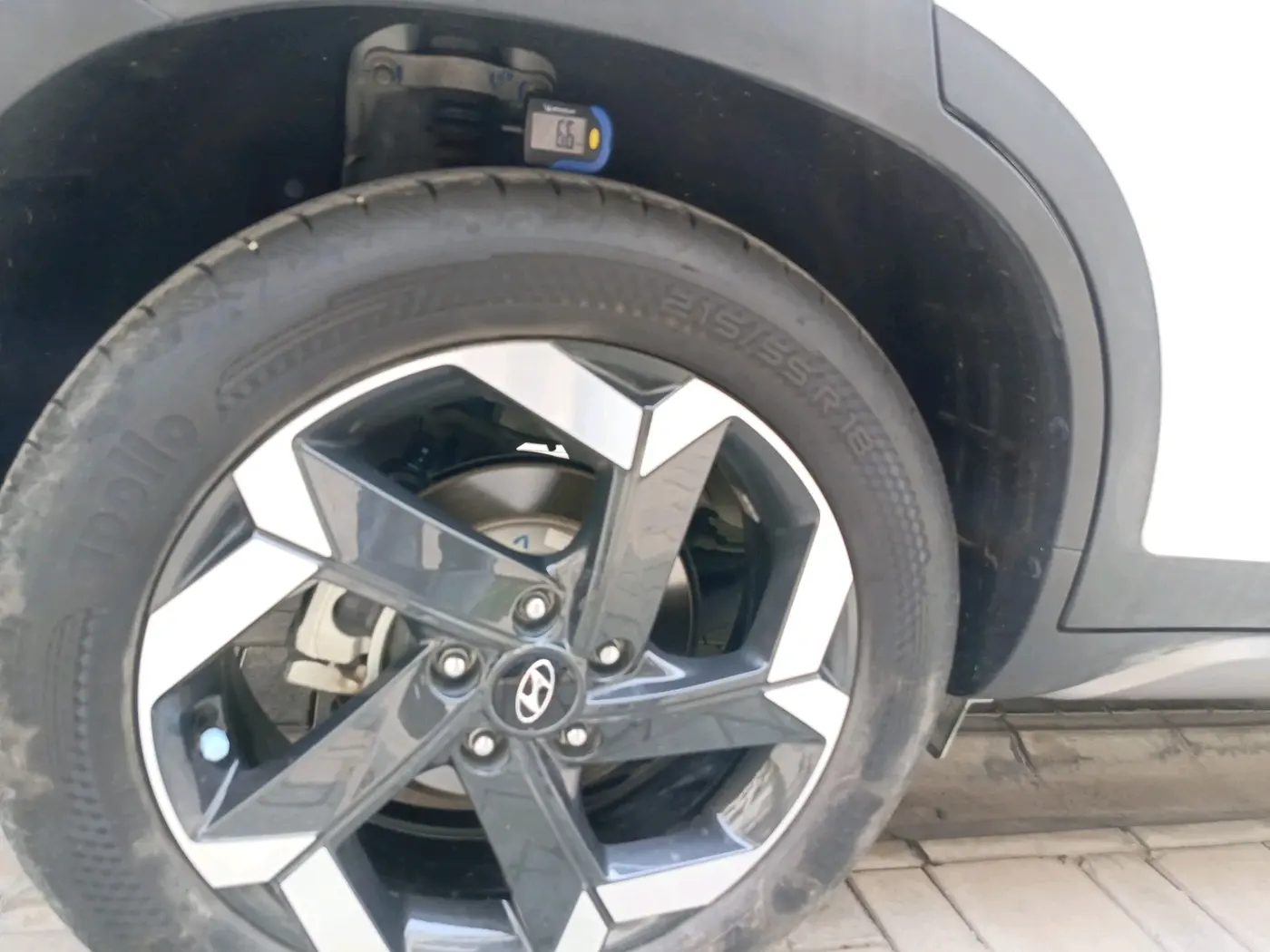 2024 Hyundai ALCAZAR PLATINUM 1.5 TURBO PETROL MT 7STR, Petrol, Manual, 16,840 km, tyre