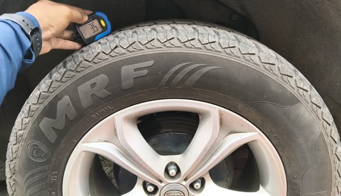2019 Tata Harrier XZ 2.0L, Diesel, Manual, 1,04,523 km, tyre