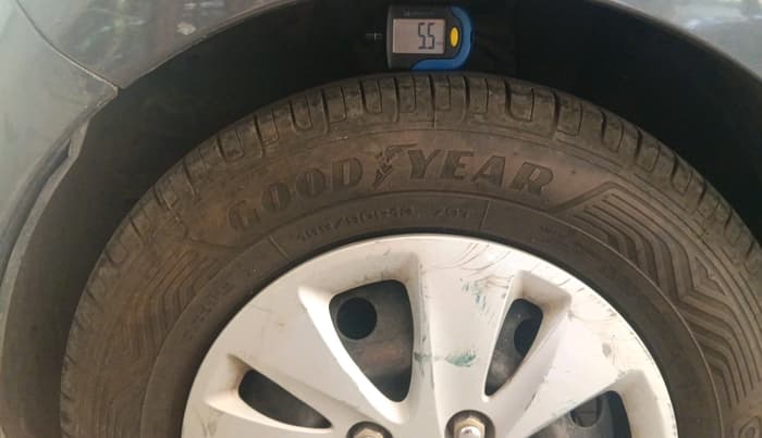 2012 Hyundai i10 ASTA 1.2, Petrol, Manual, 75,776 km, tyre