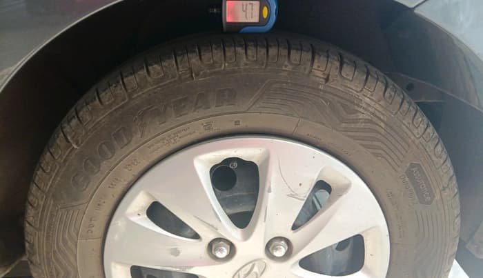 2012 Hyundai i10 ASTA 1.2, Petrol, Manual, 75,776 km, tyre