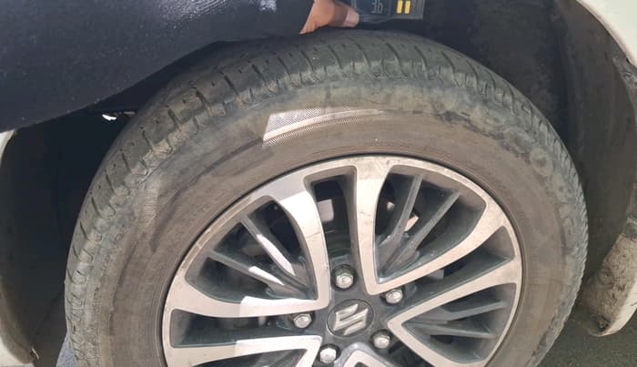 2022 Maruti Ertiga ZXI+ SHVS, Petrol, Manual, 82,551 km, tyre