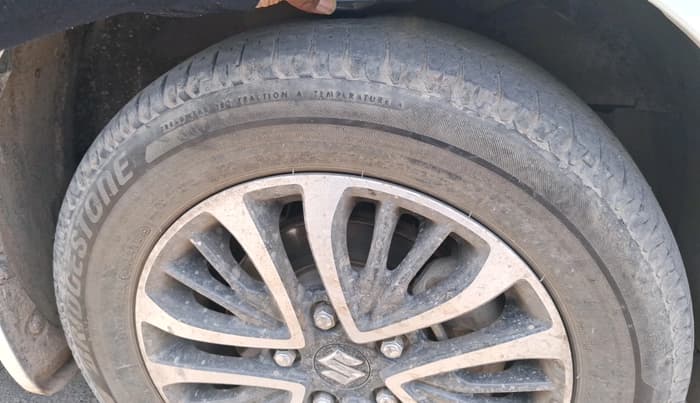 2022 Maruti Ertiga ZXI+ SHVS, Petrol, Manual, 82,551 km, tyre