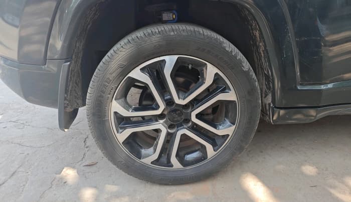 2022 Jeep Compass MODEL S (O) DIESEL 4X4 AT, Diesel, Automatic, 48,660 km, tyre