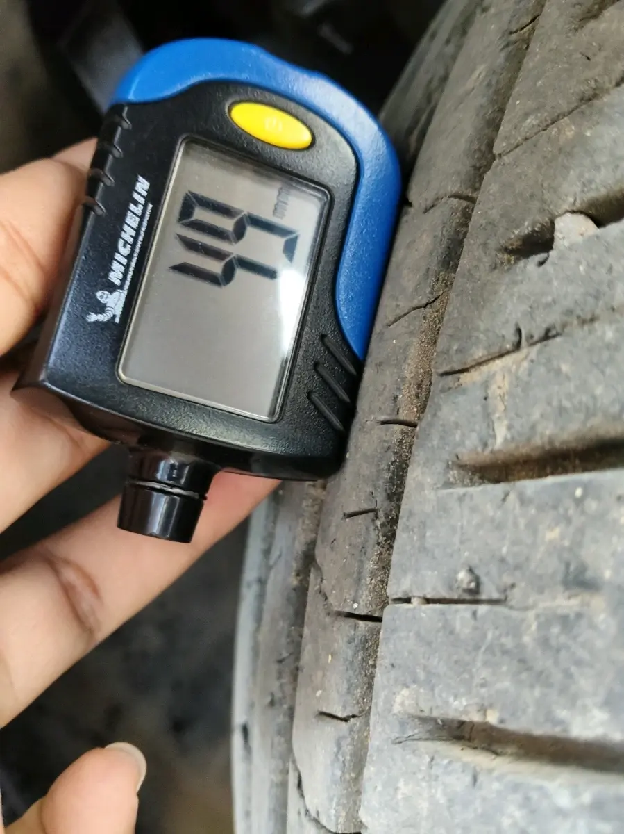 2023 Tata PUNCH PURE MT, Petrol, Manual, 26,947 km, tyre