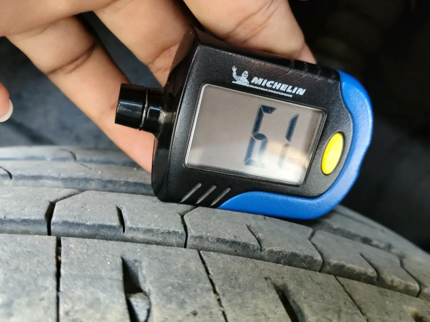 2023 Tata PUNCH PURE MT, Petrol, Manual, 26,947 km, tyre