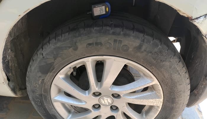 2011 Maruti Swift ZXI, Petrol, Manual, 65,349 km, tyre