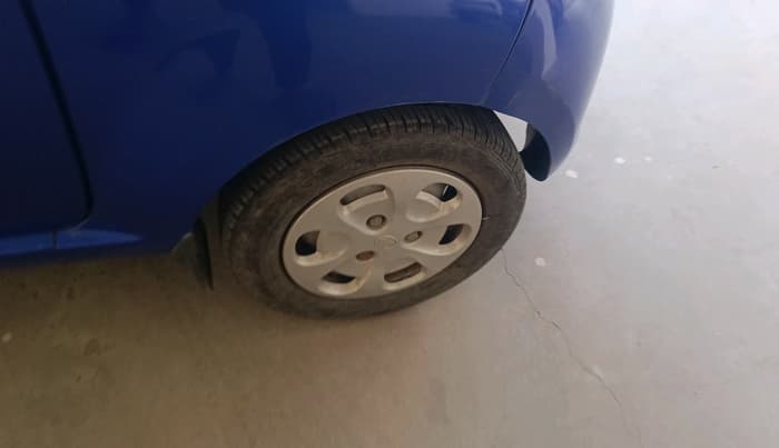 2015 Tata Nano TWIST XTA, Petrol, Automatic, 51,550 km, tyre