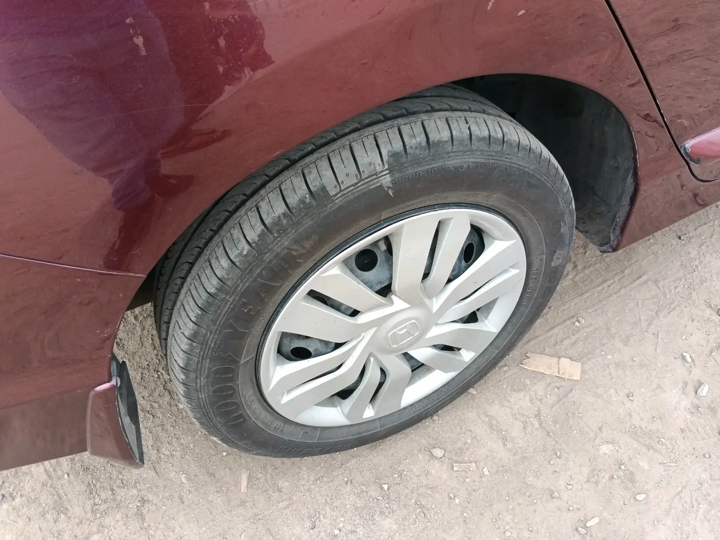 2014 Honda City 1.5L I-DTEC SV, Diesel, Manual, 85,279 km, tyre